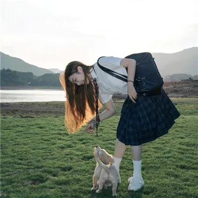 秀色依旧照清眸